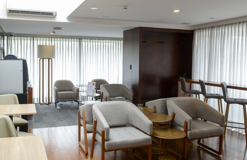 GRUPlaza Premium Lounge