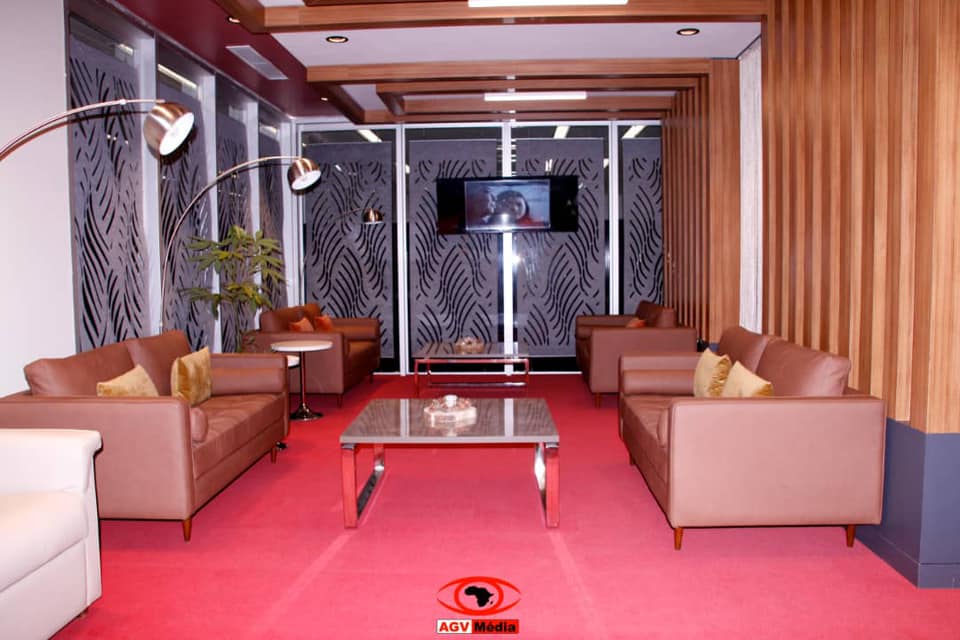 Salon VIP Nimba atmosphere, image 2