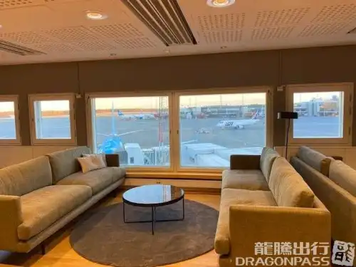 Pearl Lounge