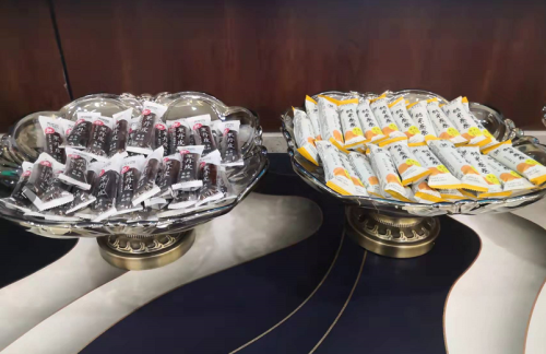 tynz商务座候车室（东进站口）