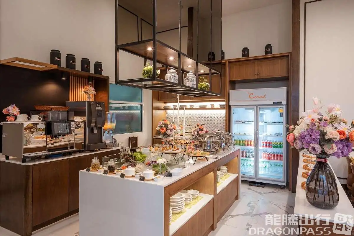The Coral Executive Lounge – photos 10