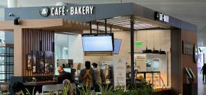 圣地亚哥-阿图罗·梅里诺·贝尼特斯准将国际机场Café Bakery