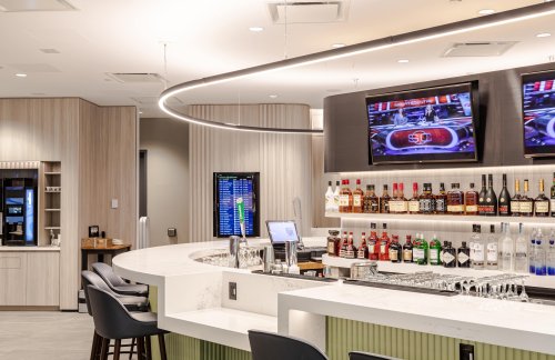 YYZPlaza Premium Concept Lounge (Domestic - Landside)