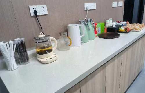 nbz农业银行候车休息室