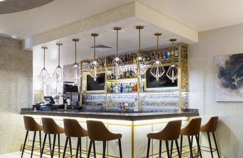 CUNMERA Business Lounge Domestic