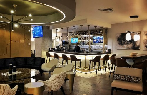 CUNMERA Business Lounge International