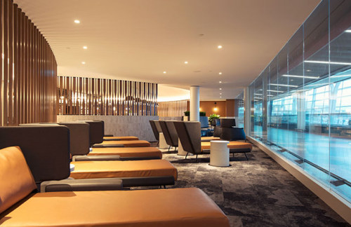 YYCWestJet Elevation Lounge