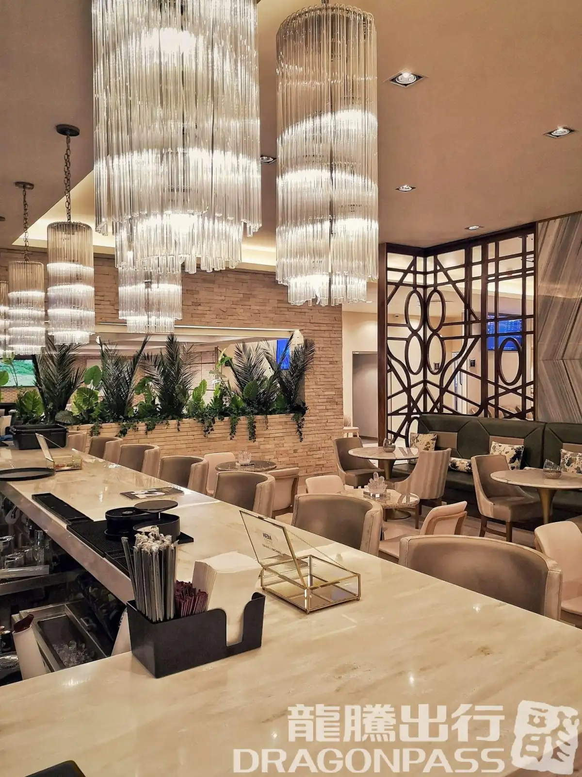 VIP lounge by MERA International – photos 2