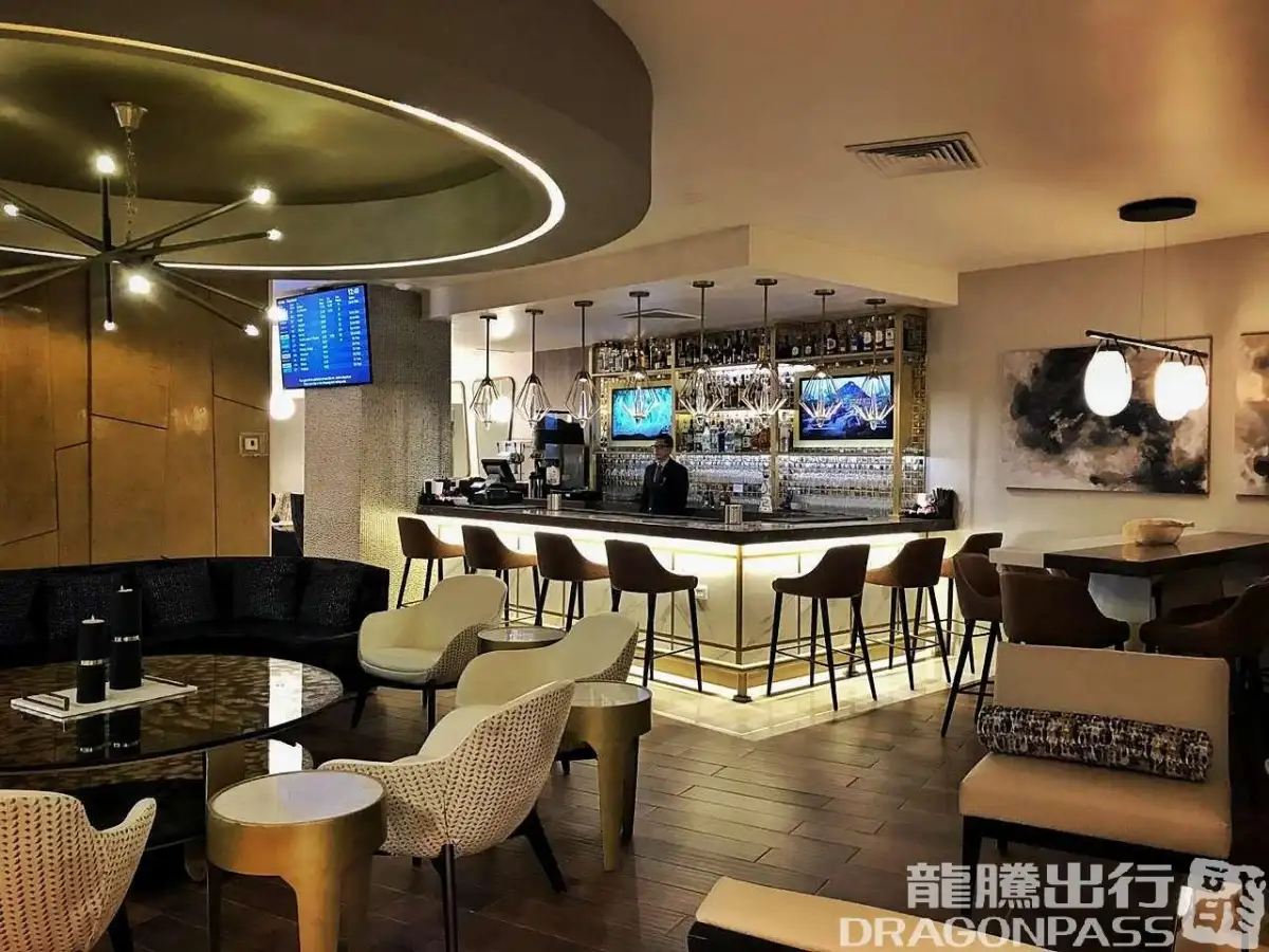 VIP lounge by MERA International – photos 5