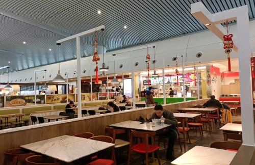 杭州东站康师傅私房牛肉面(安检后)