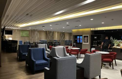 MNLA LOUNGE T3