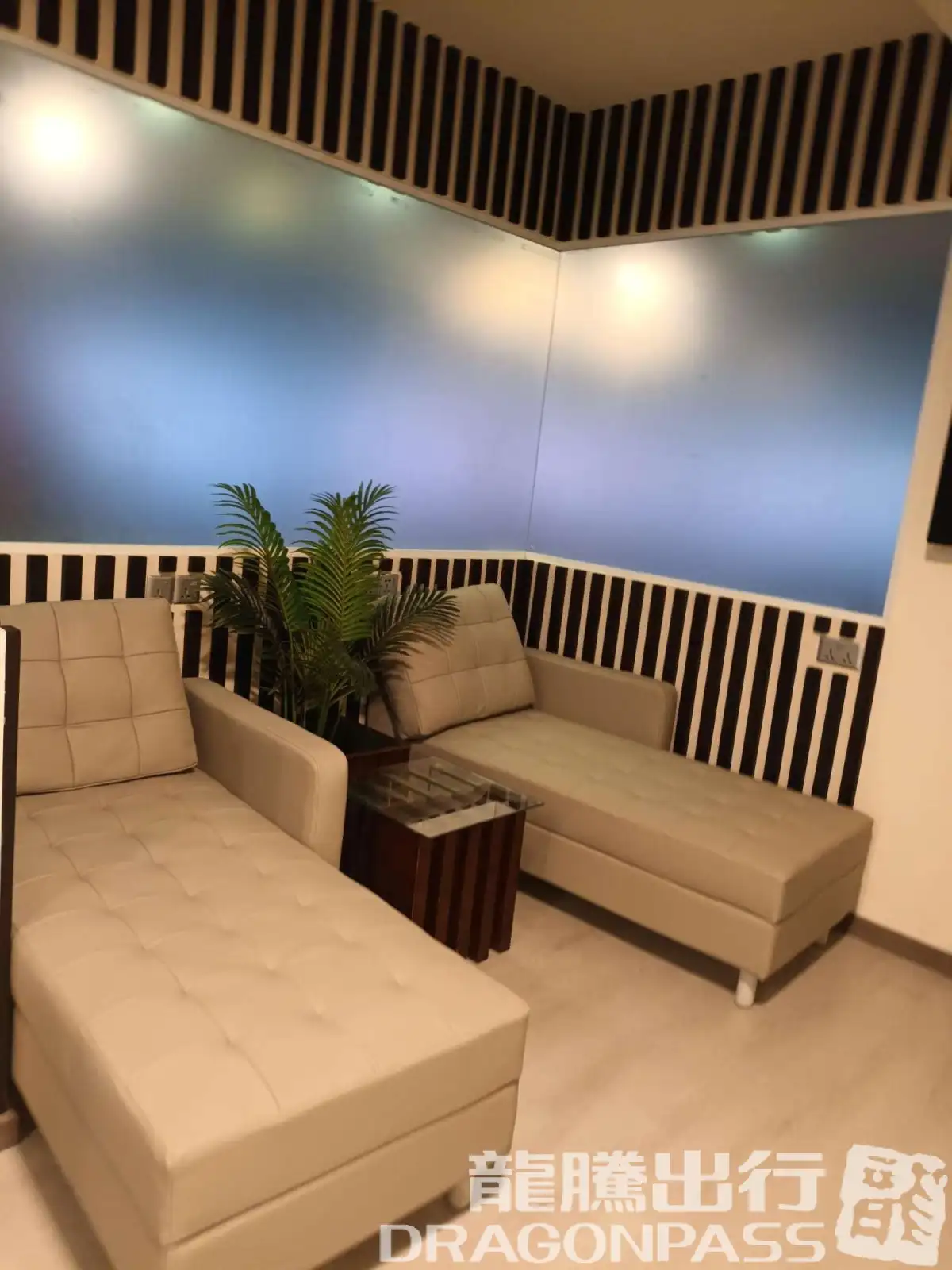 Moonimaa Lounge – photos 5