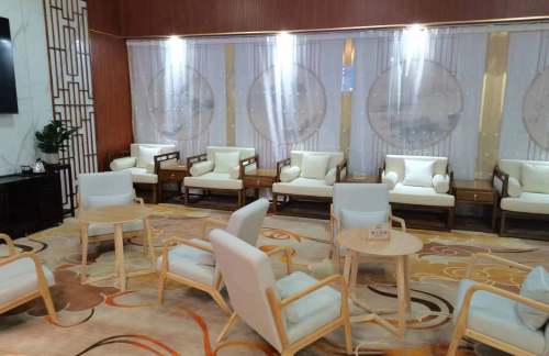 air-441566商务座候车区