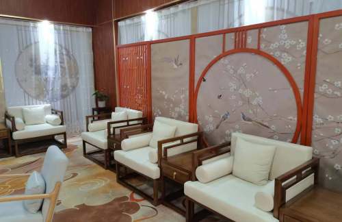 air-441566商务座候车区