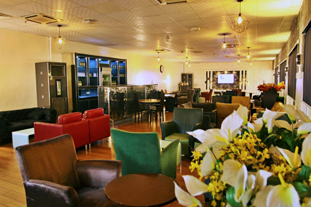VIP Lounge at LOS