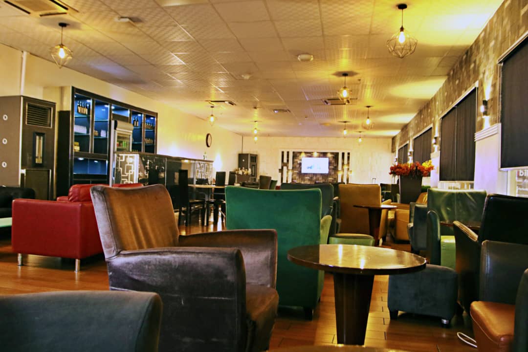 VIP Lounge atmosphere, image 6