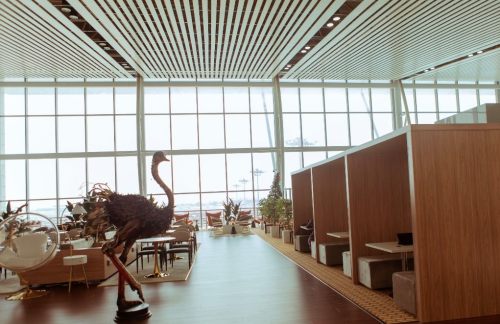 LOSThe Atelier Lounge