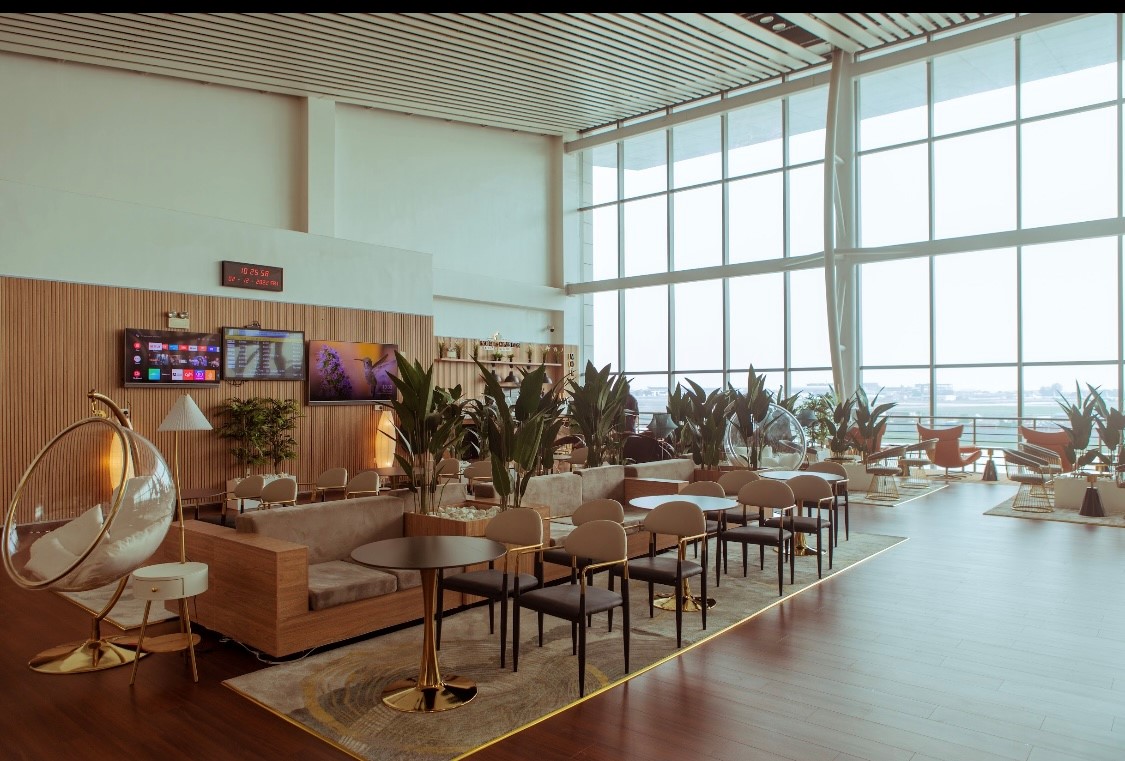 The Atelier Lounge atmosphere, image 9