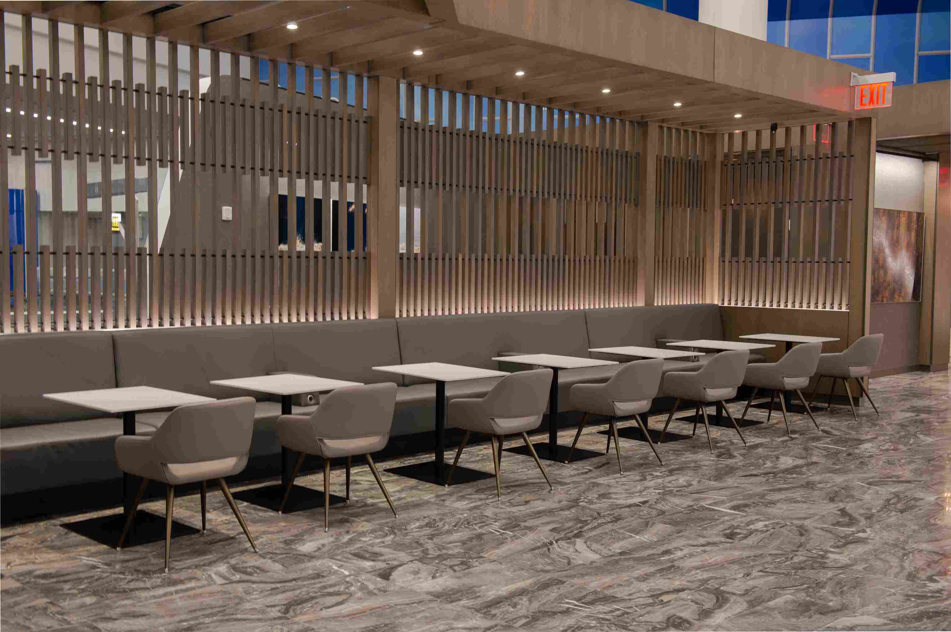 Air Canada LaGuardia Maple Leaf Lounge