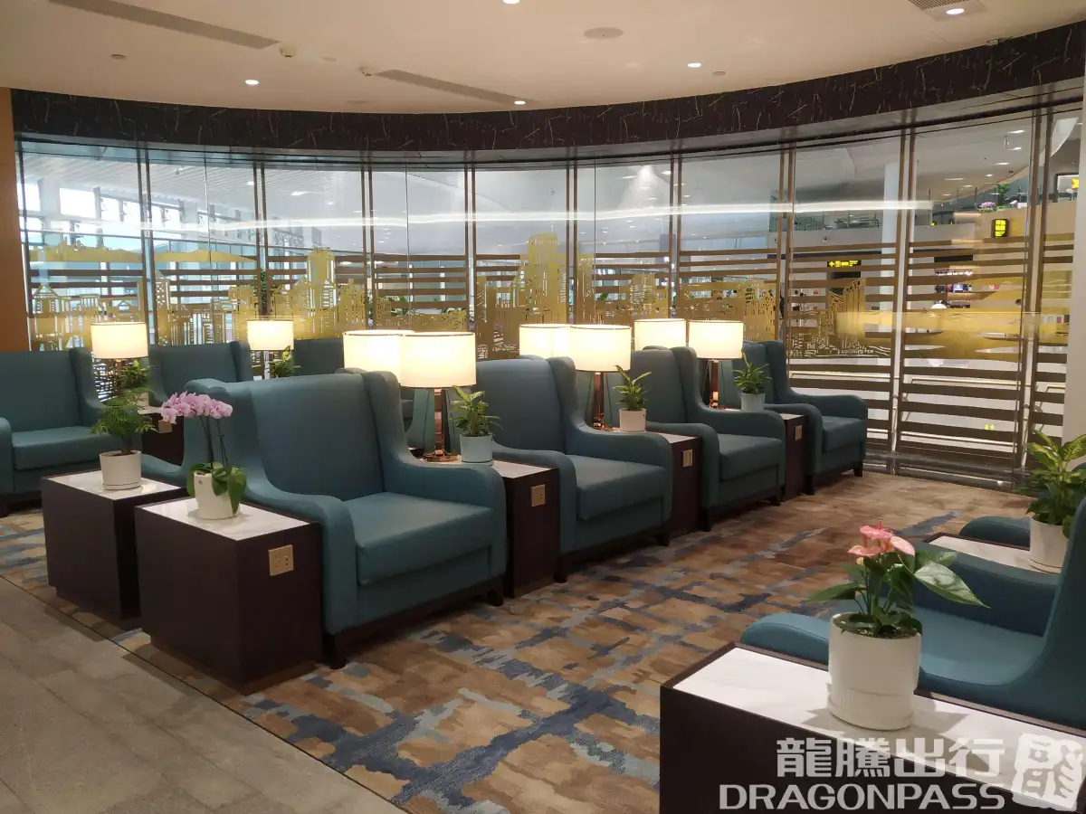 Trovk Waiting Room (T1 Dom) – photos 5