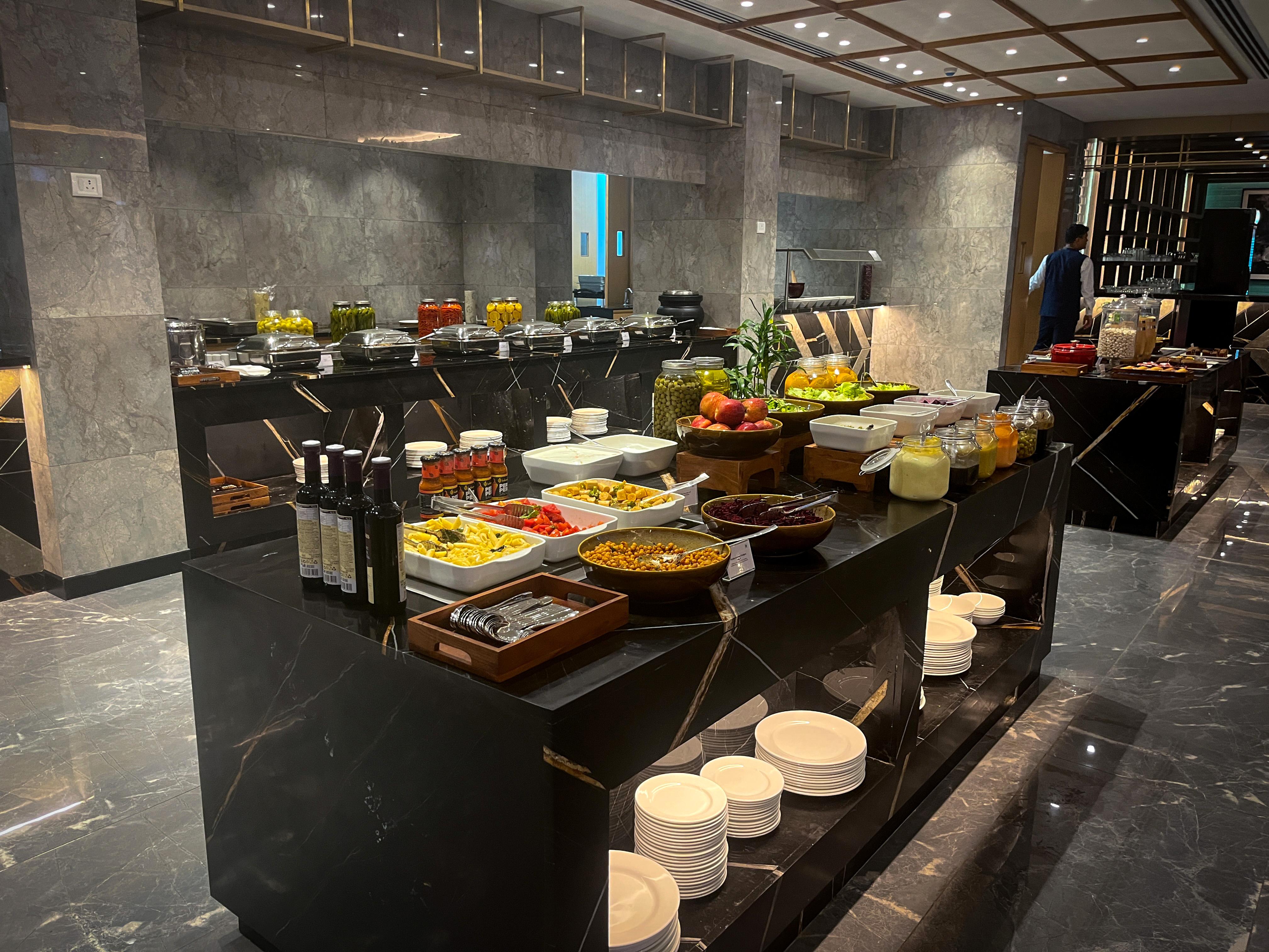 Encalm Lounge (Domestic Departures)