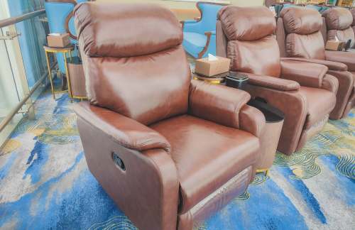 LZH头等舱候机室（T2国内）