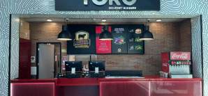 伊基克机场Hamburguesería Toro