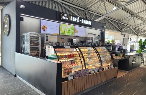 彭塔阿雷纳斯-卡洛斯·伊瓦涅斯·德尔坎波总统国际机场Cafe Bakery