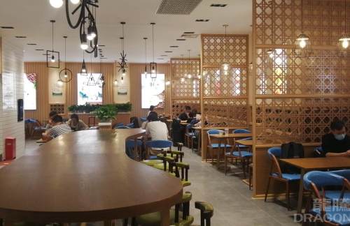 合肥新桥国际机场迪欧咖啡(A08登机口斜对面)