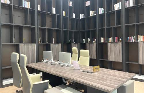 hebxz商务座候车区