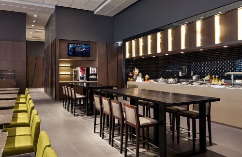 YVRPlaza Premium Lounge (Domestic)