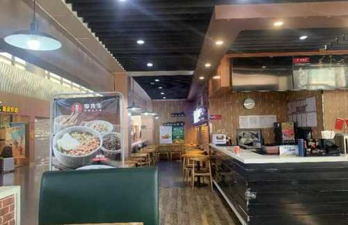 太原武宿国际机场餐食体验厅-李先生牛肉面大王