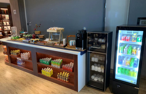 NNG品菽概念书屋候机厅（T2国内）