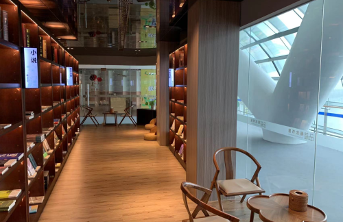 NNG品菽概念书屋候机厅（T2国内）
