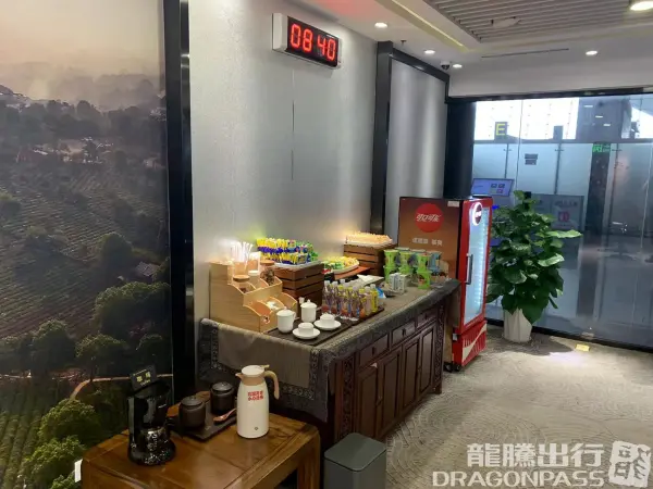First Class Lounge – photos 4