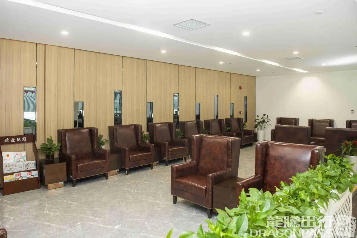 First Class Lounge 1 (T1) – photos 6