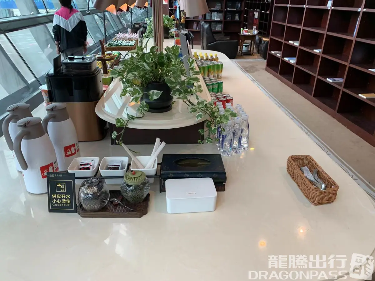Concept Bookstore Waiting Room (T2 Dom) – photos 8