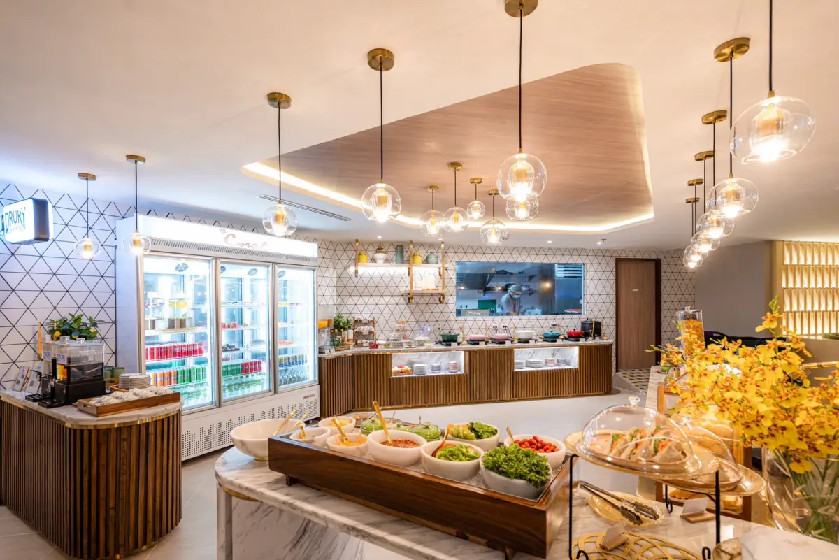 The Coral Finest Business Class Lounge (Cosmo) – photos 7