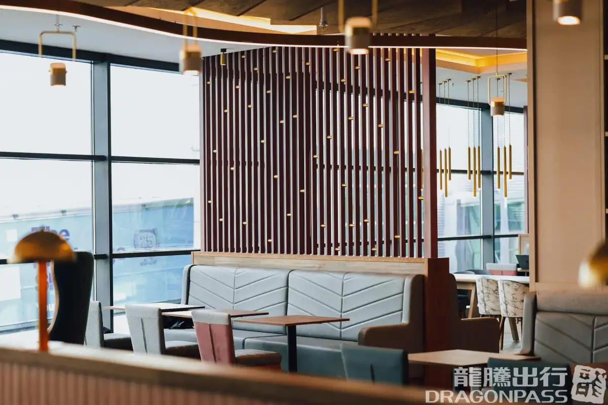 Aspire Lounge – photos 8