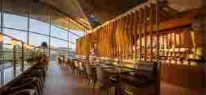 阿勒娅王后国际机场Plaza Premium Lounge (Departures)