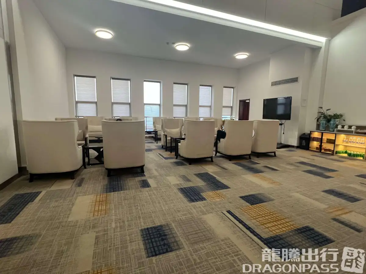 First and Business Class Lounge – photos 4