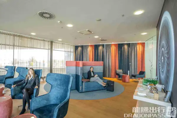 VIP Lounge – photos 3