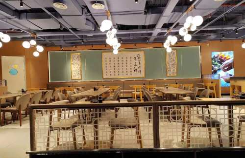 重庆江北国际机场翡翠拉面小笼包