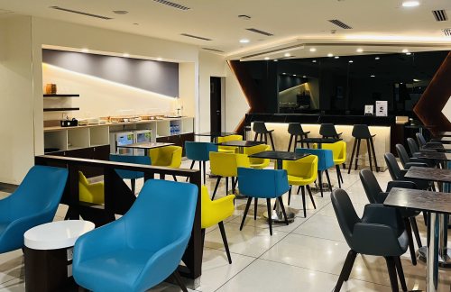 CNNPearl Lounge (Domestic)