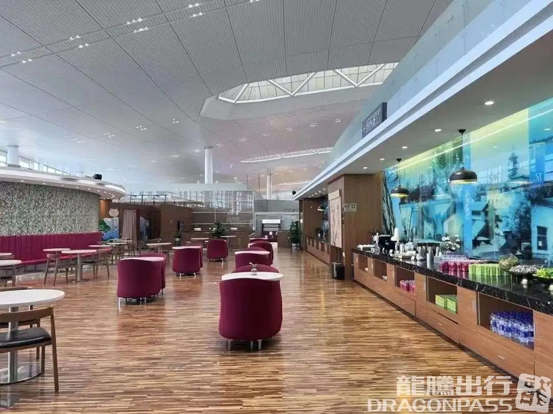 V6 Business Lounge – photos 12