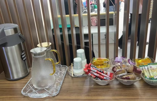 呼和浩特站空铁贵宾厅