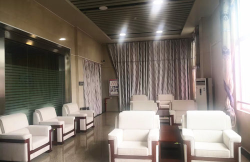 glbz龙腾高铁商旅候车区