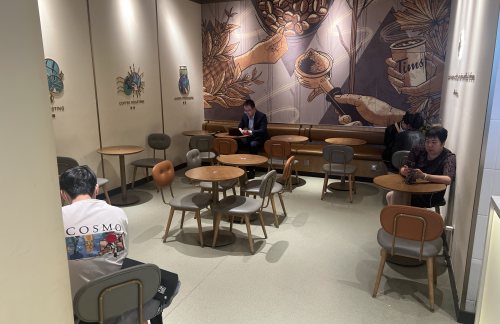 成都东站Tims咖啡