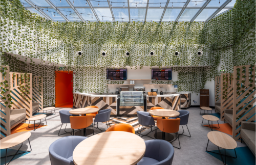 沙迦国际机场Courtyard