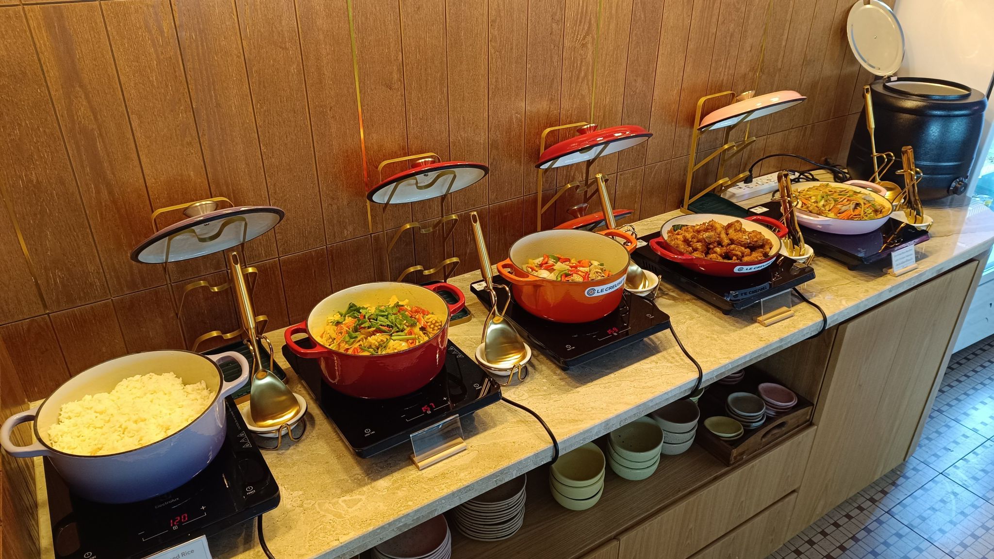 The Coral Finest Business Class Lounge (Cocoon) atmosphere, image 10
